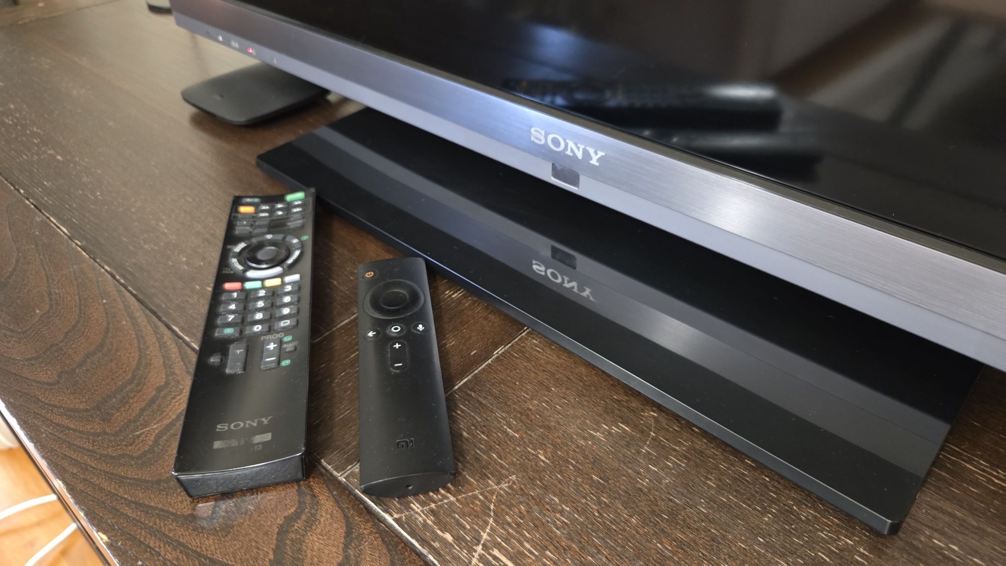 Telewizor LED Sony KDL 40EX710 + przystawka MiBox (Android TV)