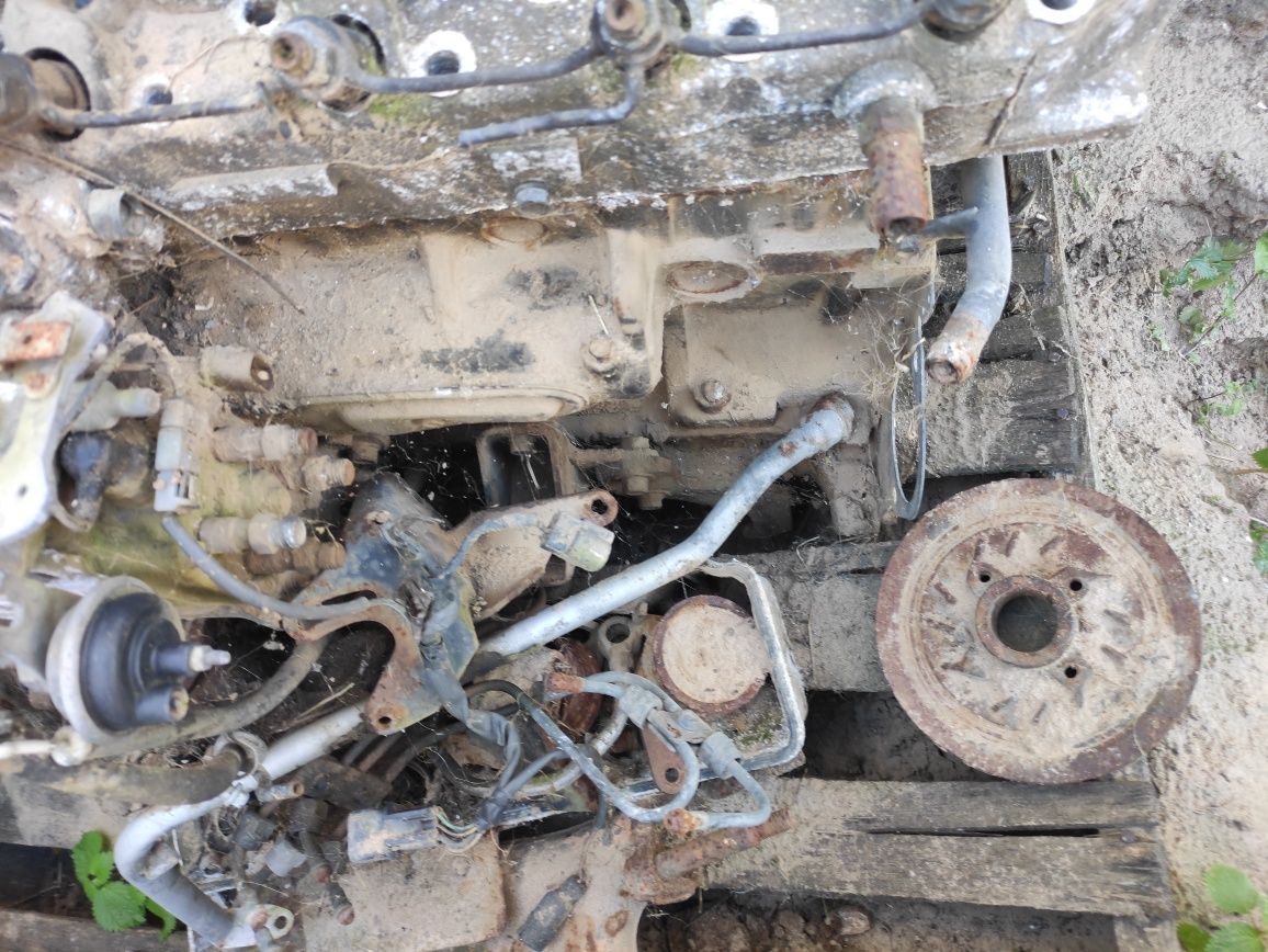 Motor Hyundai avariado para peças