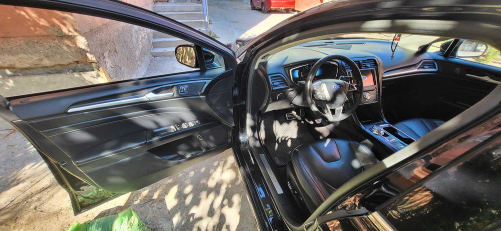 Ford Fusion 2017 Titanium Hybrid