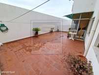 Excelente T3 com terraço centro Salvaterra de magos