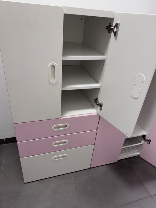 Regaf, szafki Ikea dla dziewczynki