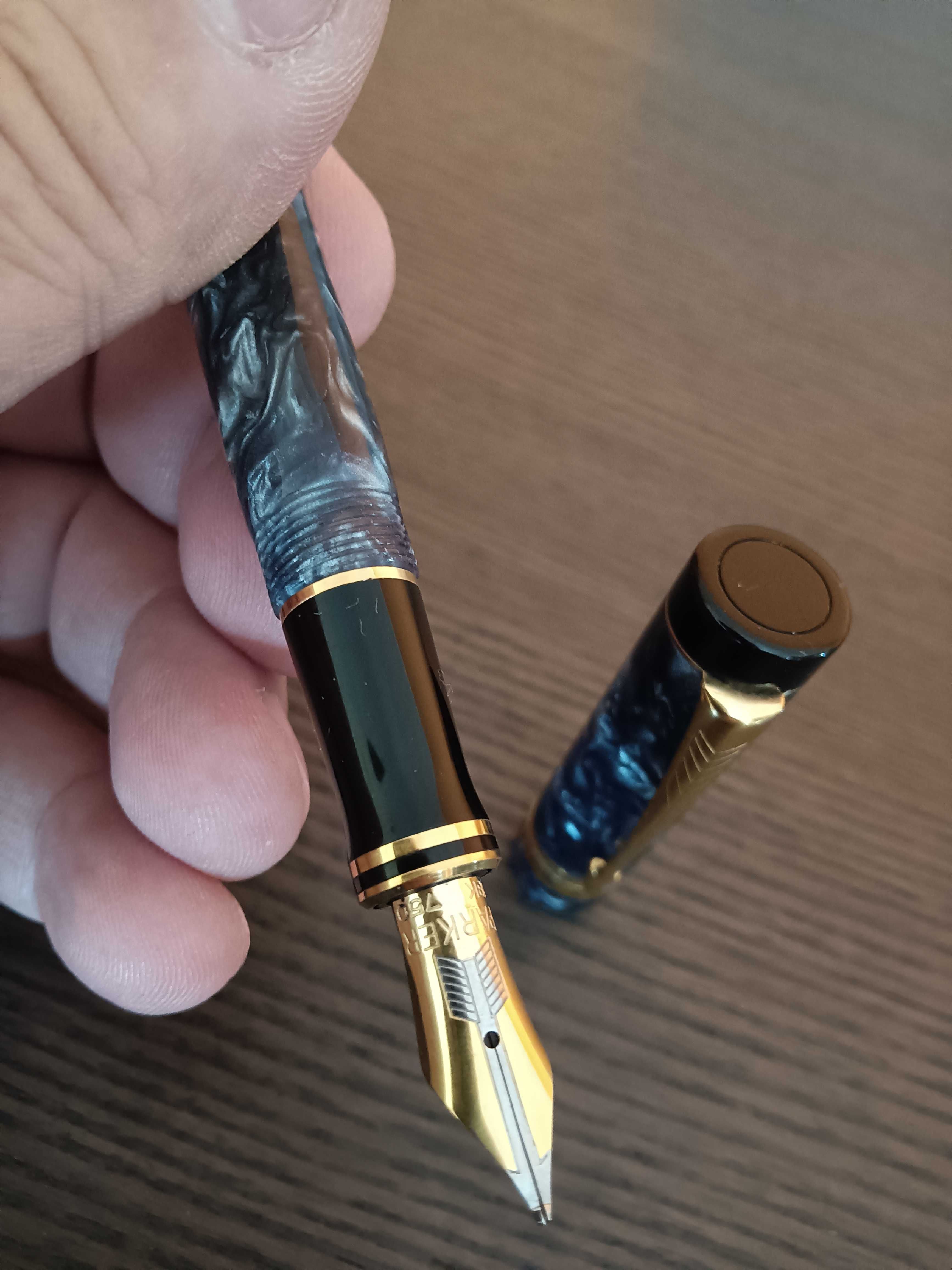 Caneta Parker duofold aparo em ouro