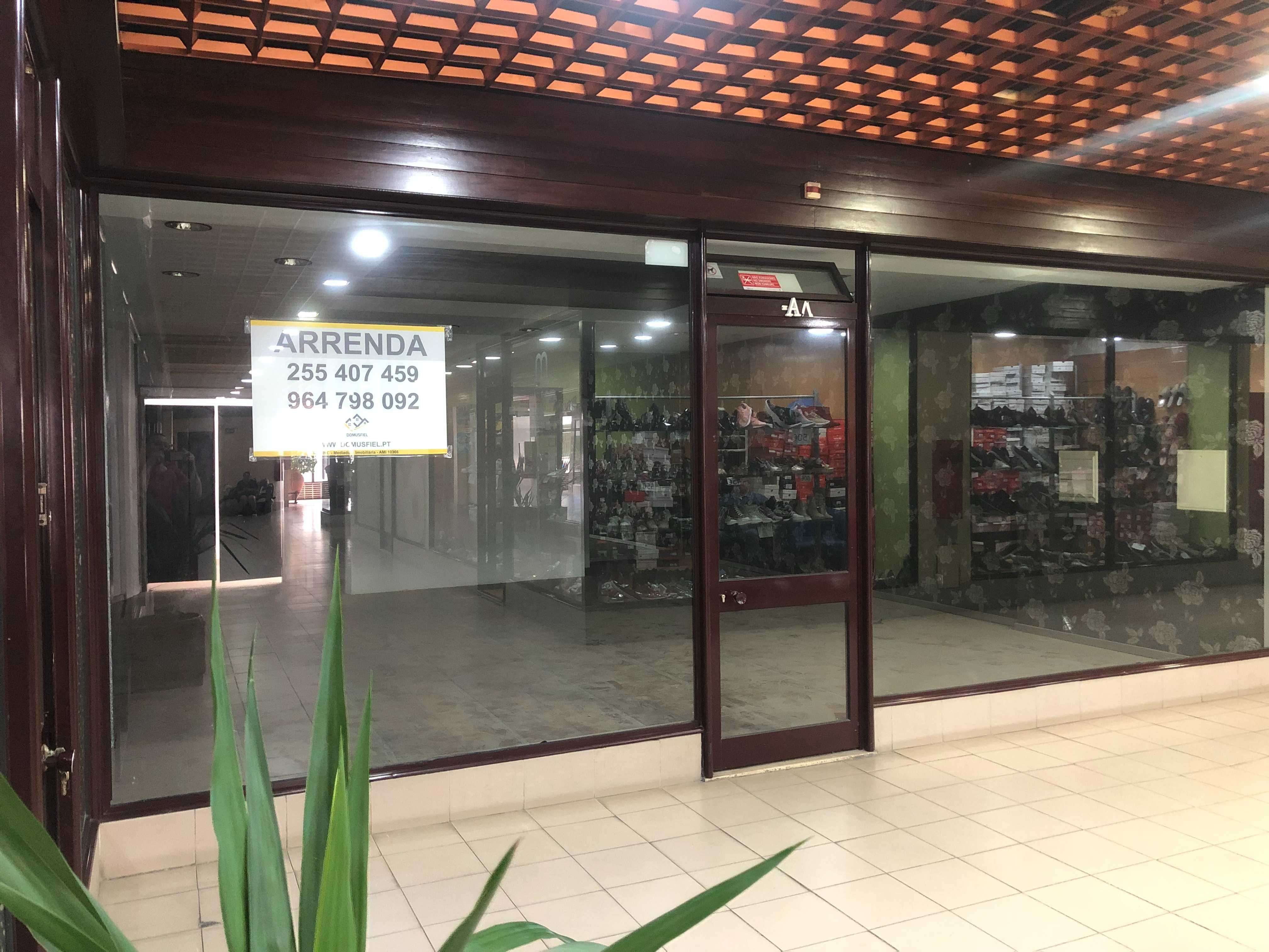 Loja Comercial - Centro de Penafiel