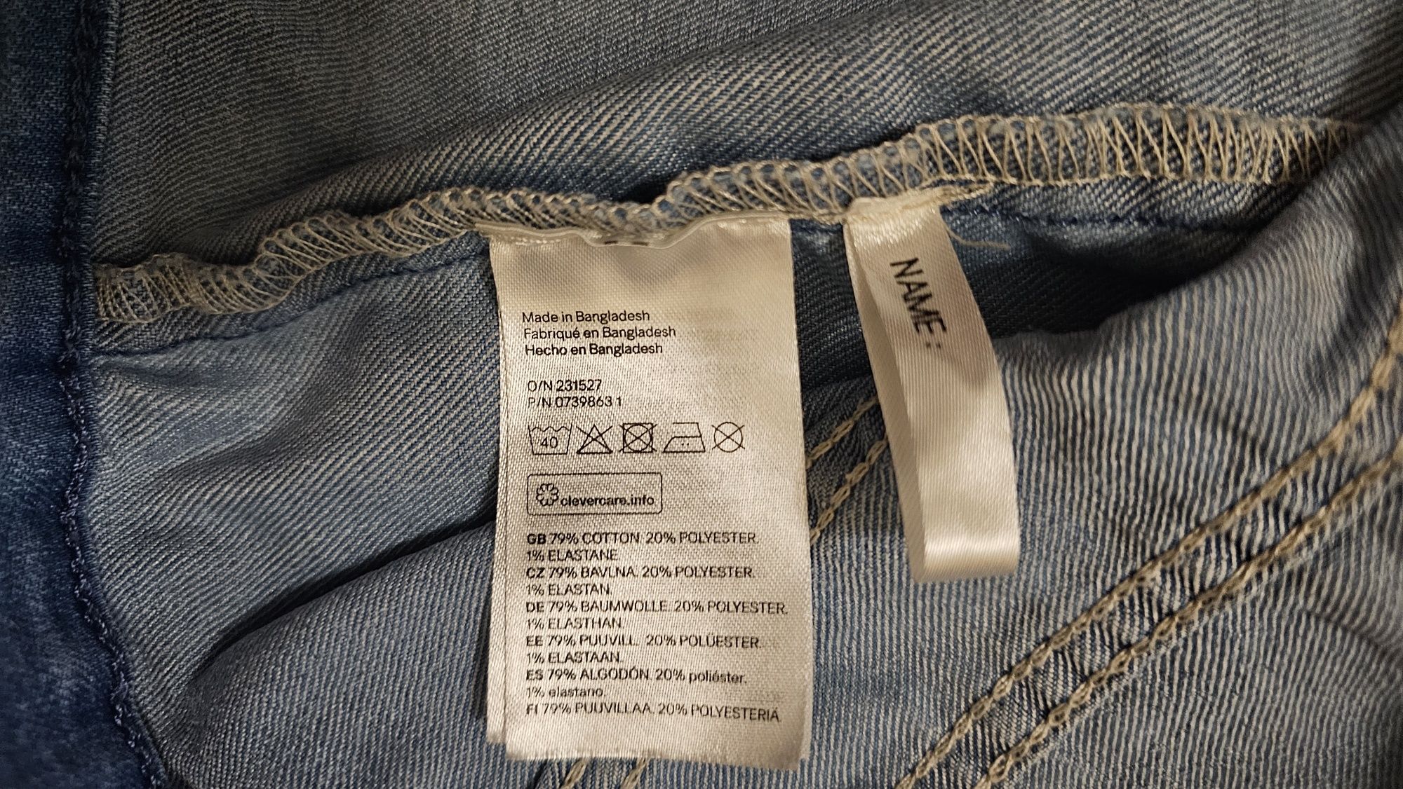 Джинсовый пиджак, ромпер Barbie, футболка Zara, туника