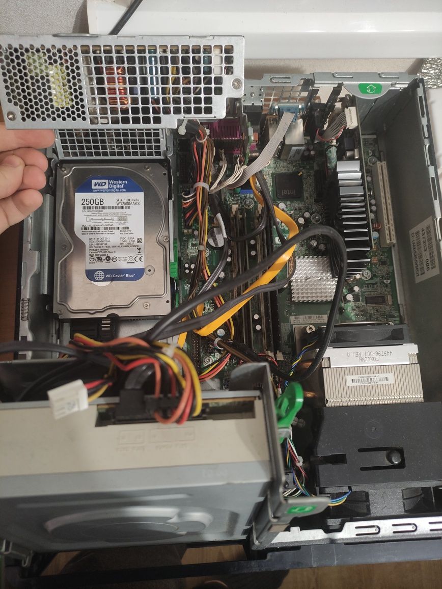 Системный блок на Intel Q6600 и GT 430
