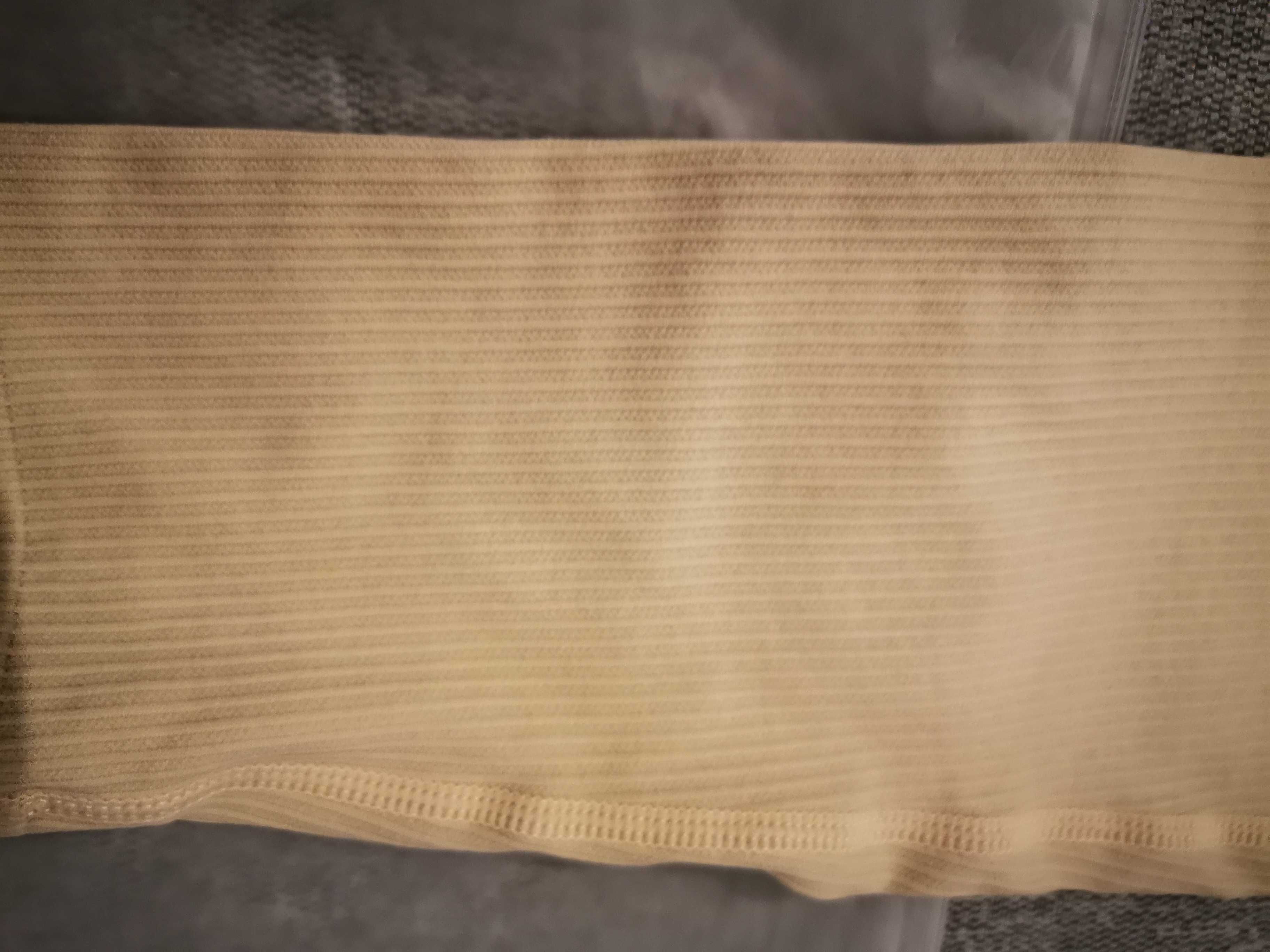 Legginsy prążkowane prążki paski kremowe beżowe nudę marszczenie push