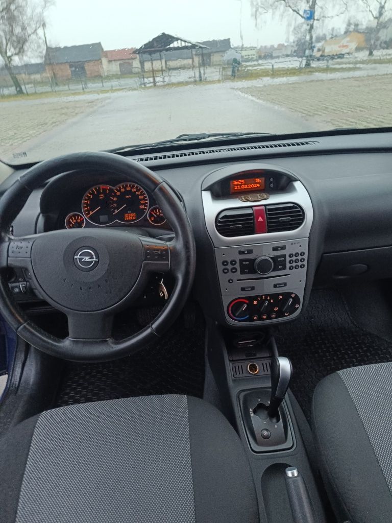 Opel Combo do przewozu osób niepełnosprawnych