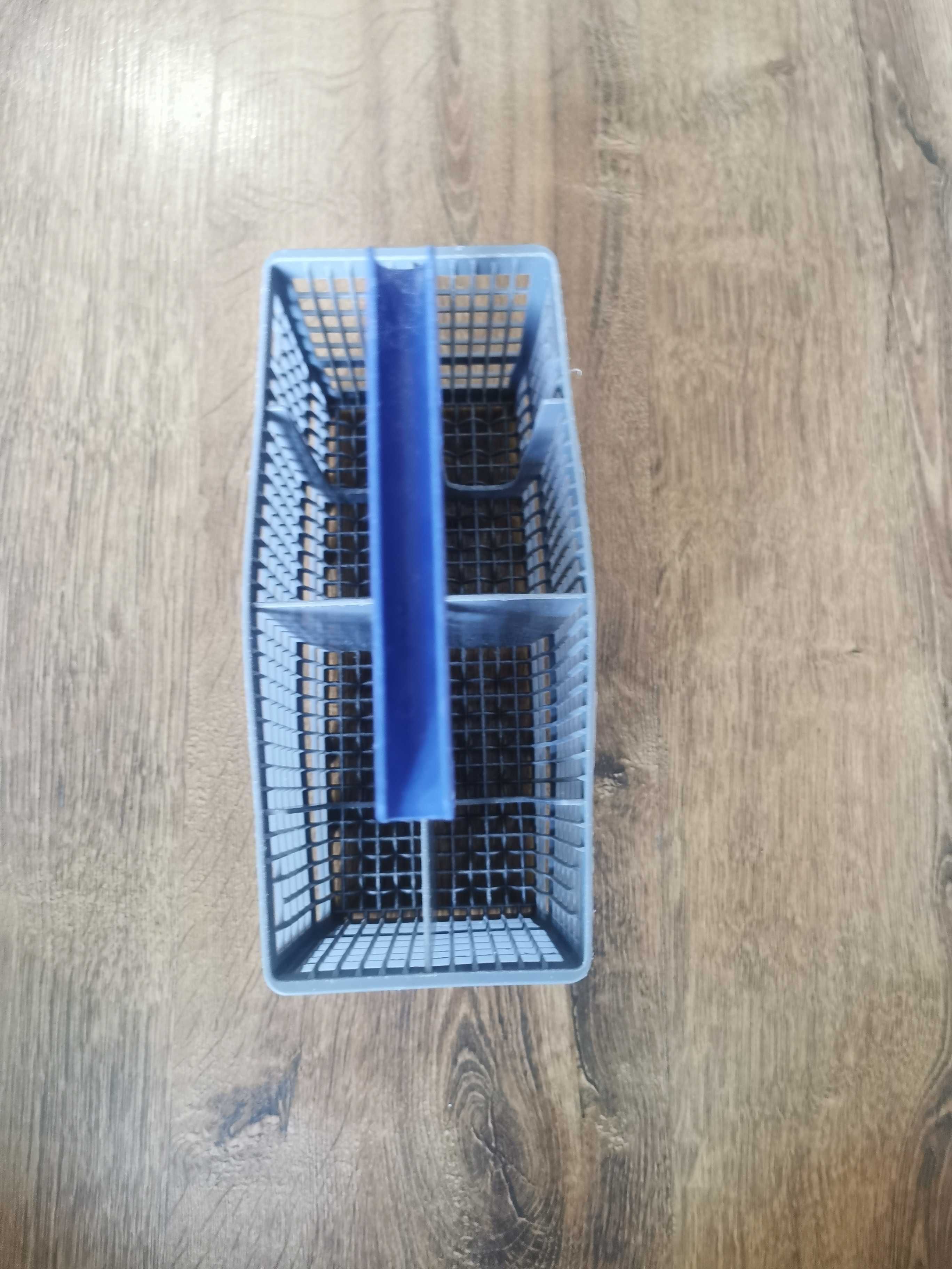 Kosz na sztućce do zmywarki - beko dsf5 1530x