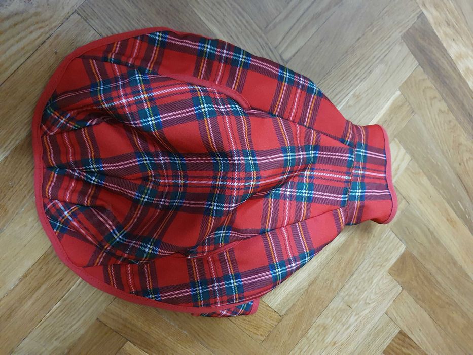 Kurtka w kratę dla psa