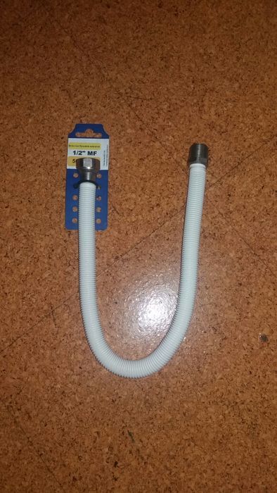 Bicha para Gás Nova. Em inox revestido extensível de 50 a 85