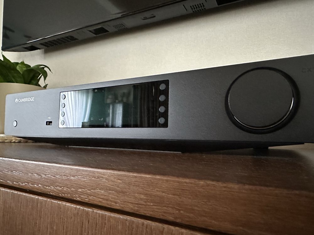 Zestaw audio.   Hi-FI Focal Cambridge Musical Fidelity