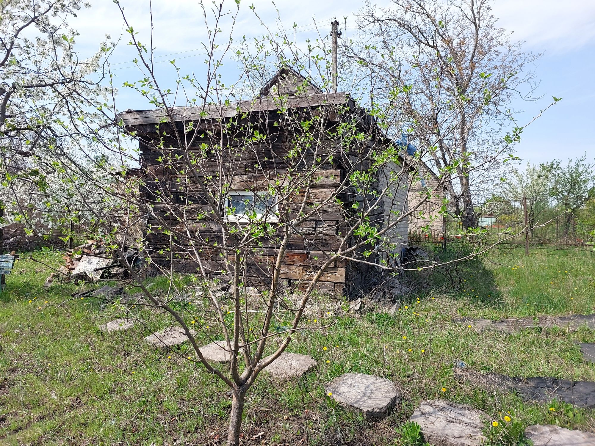 Дача. Довгинцівський район.