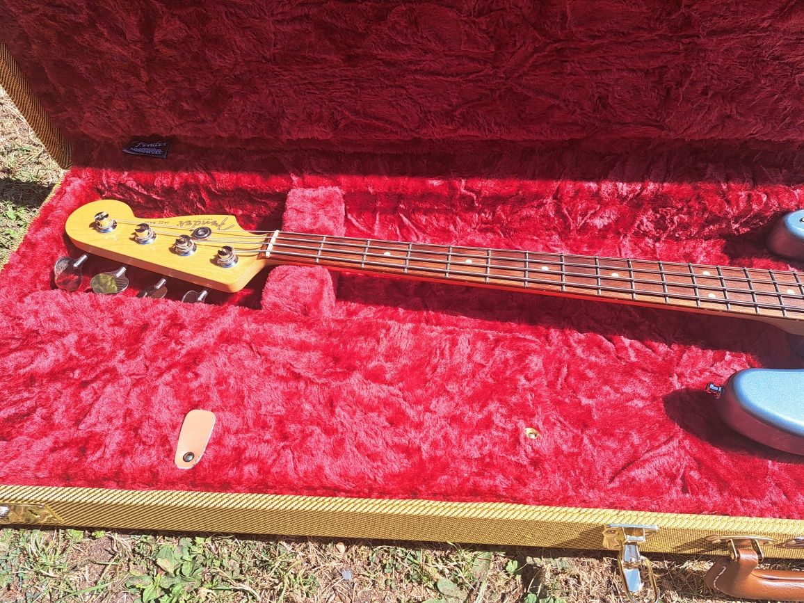 Gitara basowa Fender