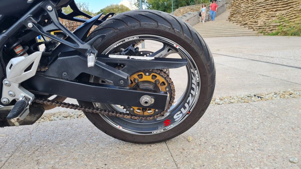 Suzuki GSR 750 GSR750