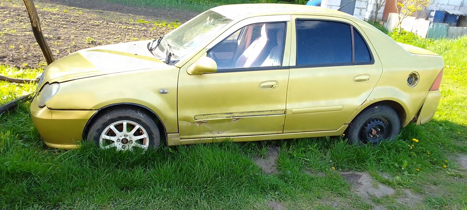 Продам авто Geely MR7151 A