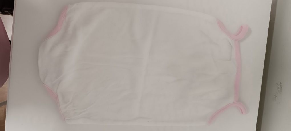 Body criança 24 meses Marca original Sanrio Helli Kitty . Usado