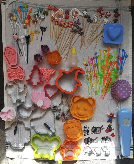 Wykałaczki ozdobne doowoców,foremki do ciastek,jajek,lunchbox śniadani
