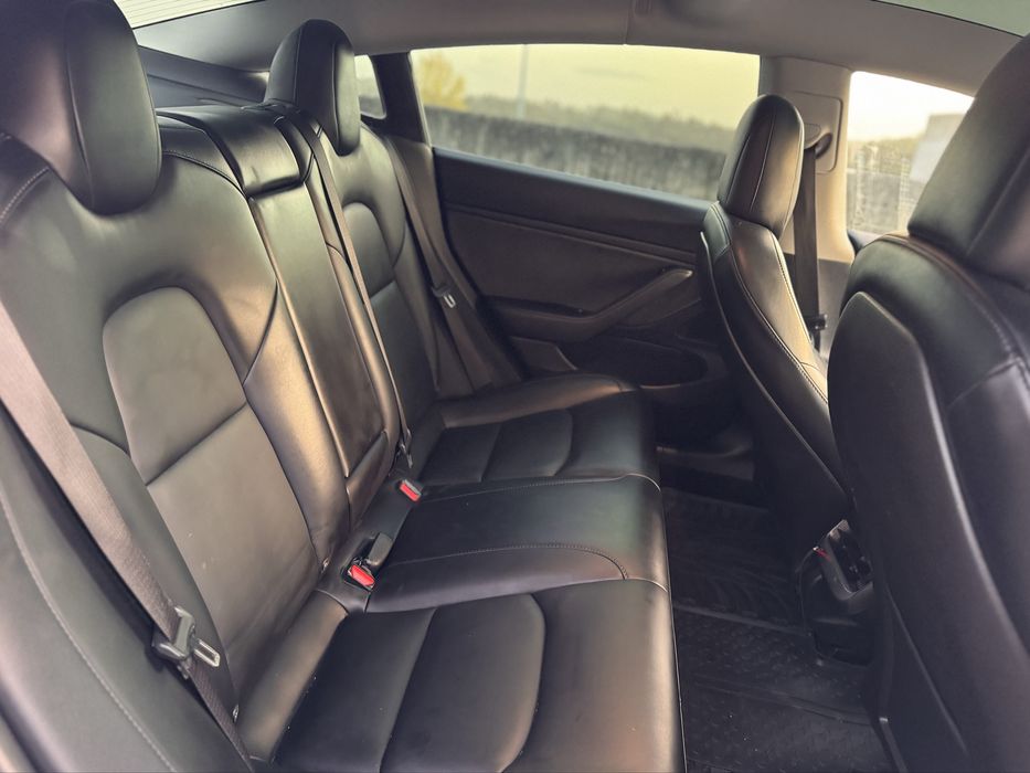 Tesla Model 3 Performance