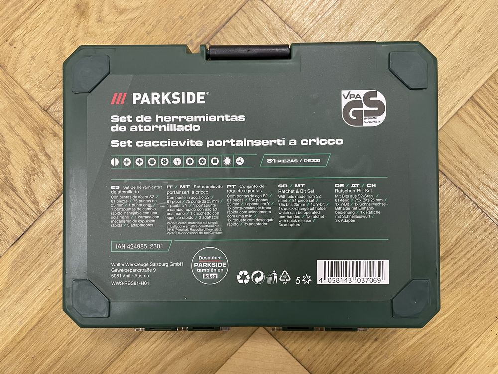 Трещетка с набором бит + держатель и удлинитель (набор 81 шт) PARKSIDE