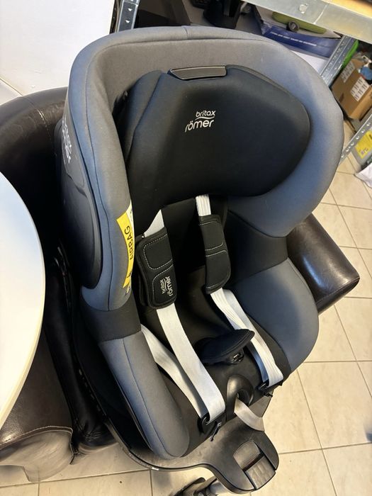 Fotelik britax romer dualfix m i-size