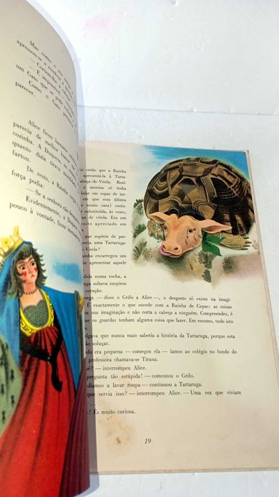 Alice no País das Maravilhas - Verbo Infantil