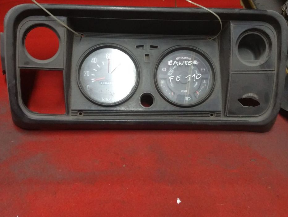 QUADRANTE MITSUBISHI CANTER FE 110