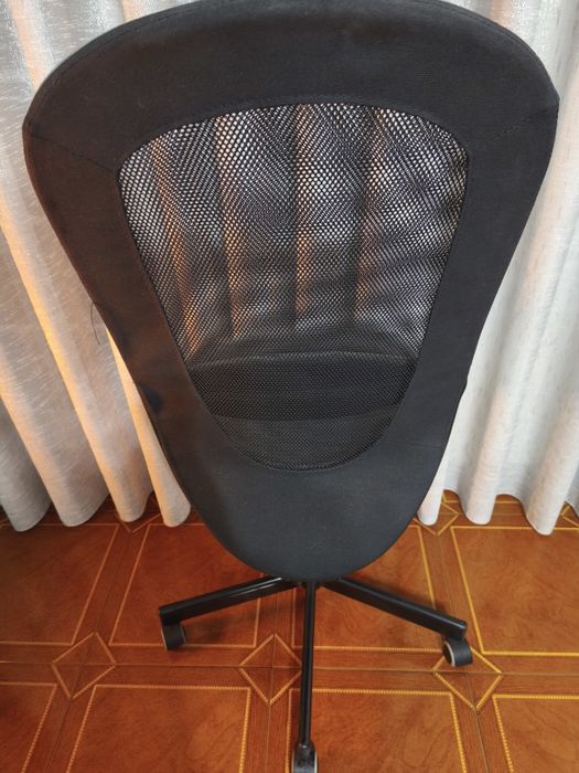 Cadeira escritório giratória