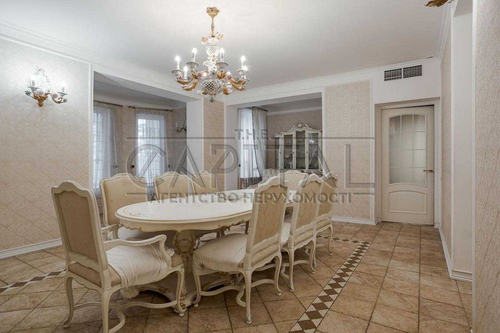 Продажа 3-этажного дома в Киеве, Печерский р-н, Царское село.