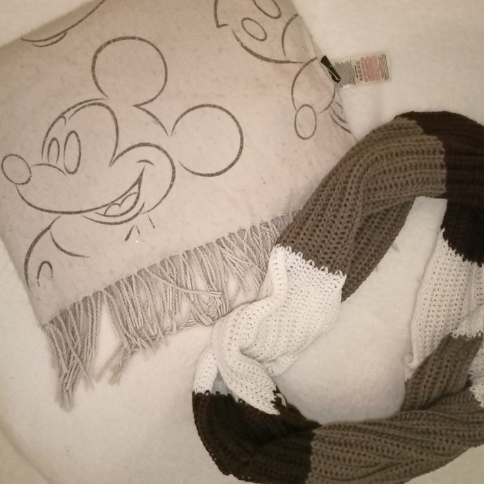 Szaliki zimowe damskie komin beżowe kolory