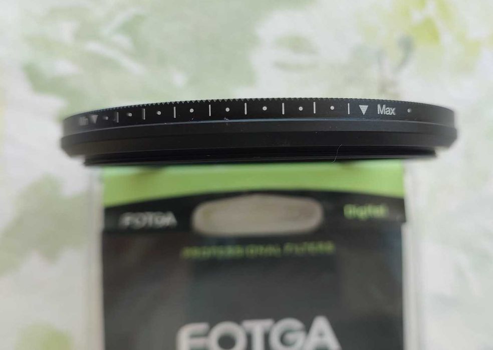 Filtro ND FOTGA ND2 to ND400 Adjustable Neutral Density Filter. 77mm