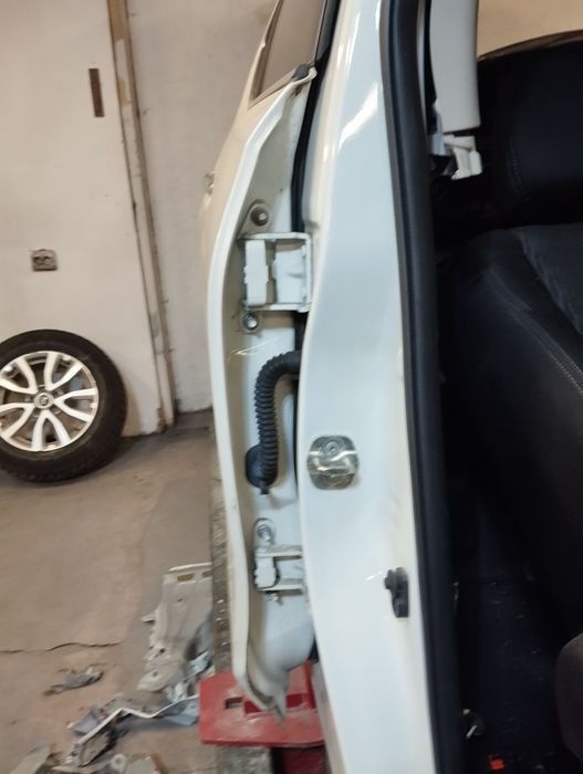 Дверь, Двері Нисан Рог т32