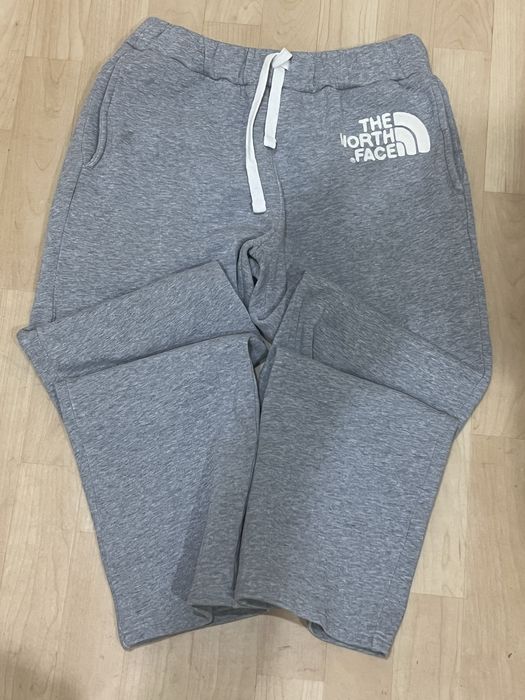 Широкие штаны TNF