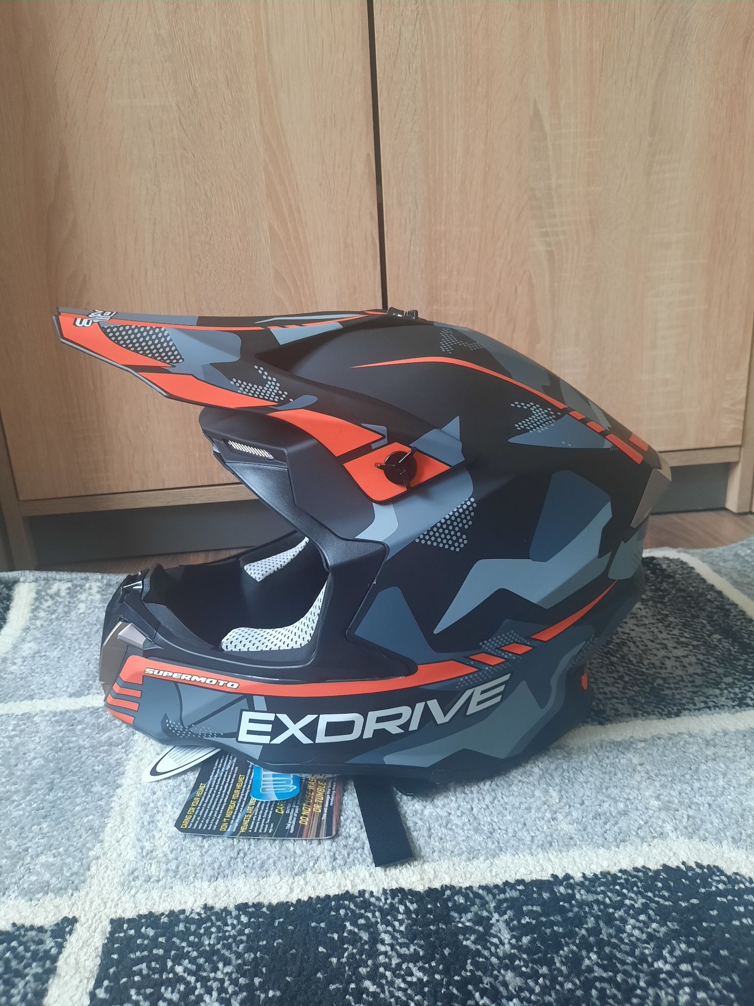 Мотошолом Exdrive