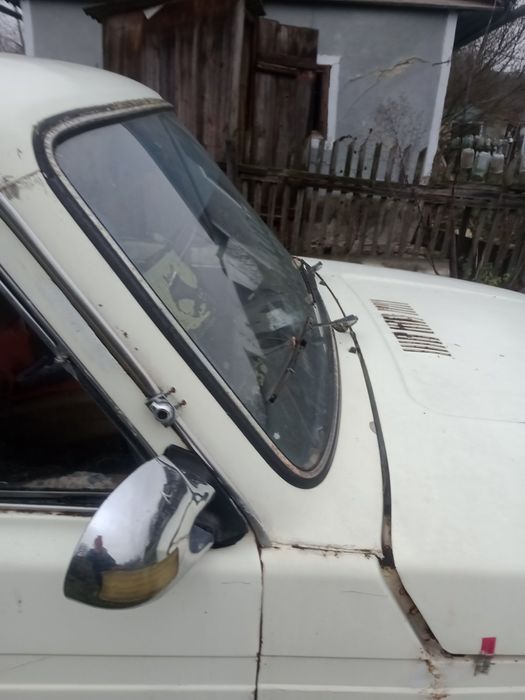 Автомобіль Нива Ваз 2121