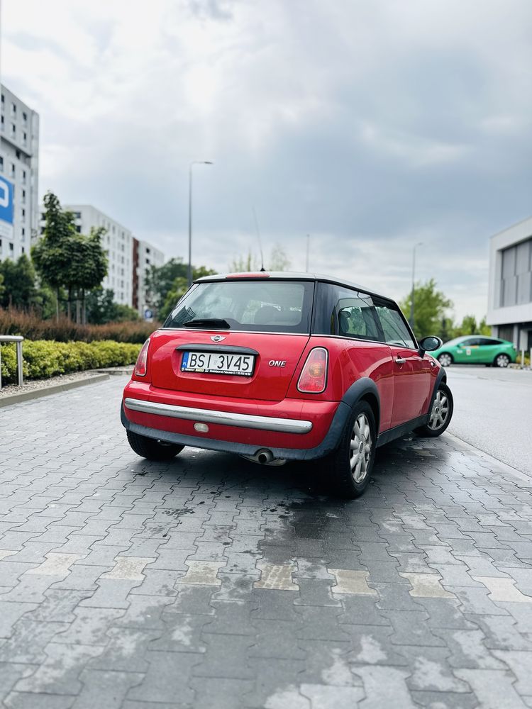 Mini cooper One.2003 benz 1.6