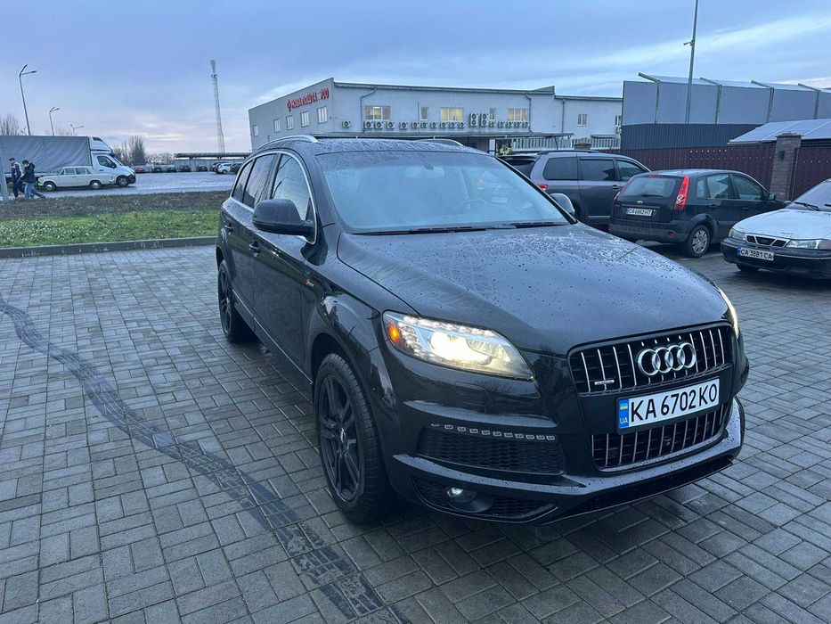 Audi Q7 Quattro  S-line Supercharged 2015 року 3.0 TFSI  (333к.с.)