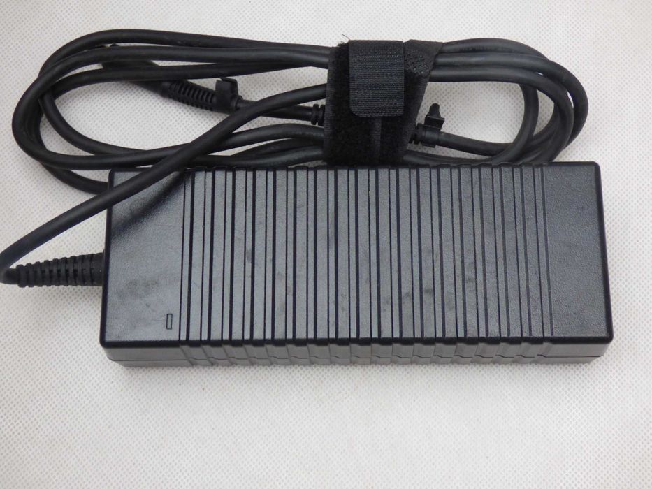 Електрошрот HP 135W 19.5V 6.9a 135W 7.4x5.0 ориінал блок живлення