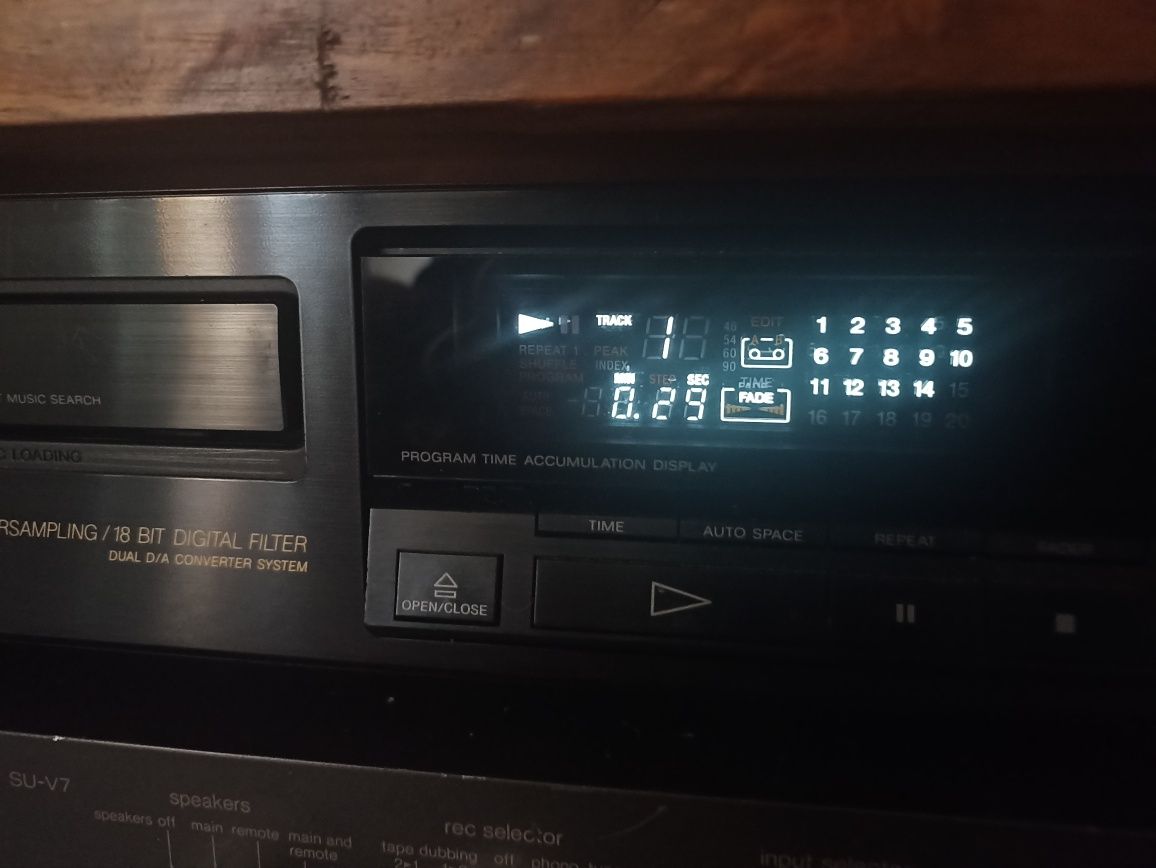 CD player SONY CDP-490 odtwarzacz płyt kompaktowych