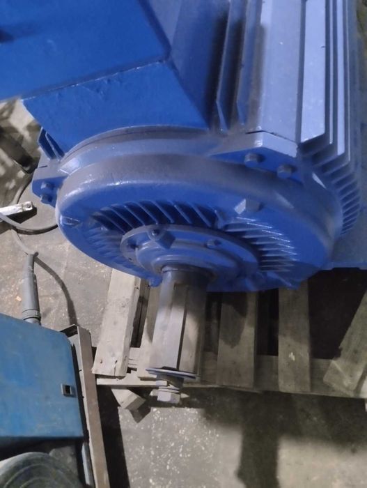 Електродвигун АИР 315 S4