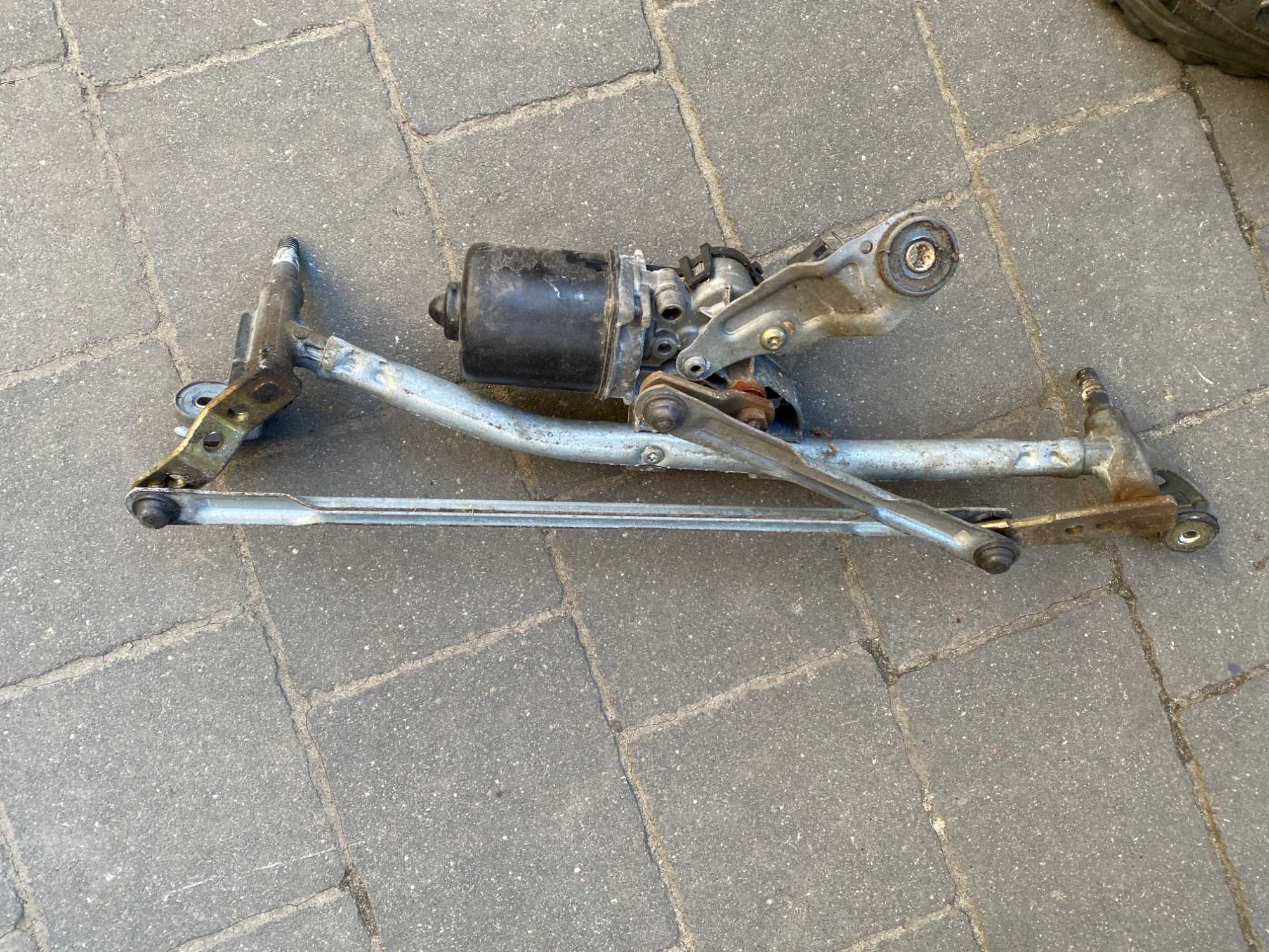 Mechanizm silniczek wycieraczek Renault Megane II
