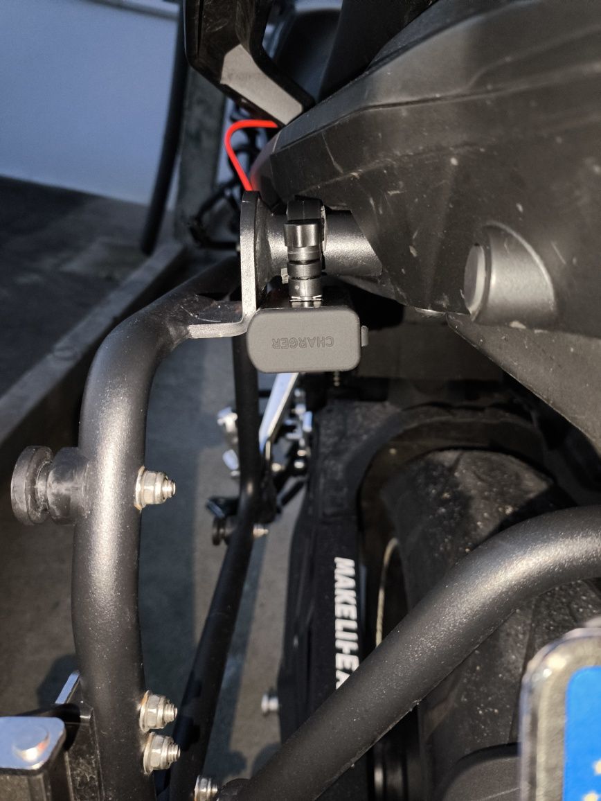 Qjmotor SRT700 ON Road
