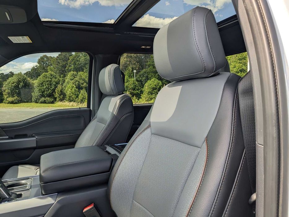 2024 Ford F-150 Lightning Lariat SuperCrew