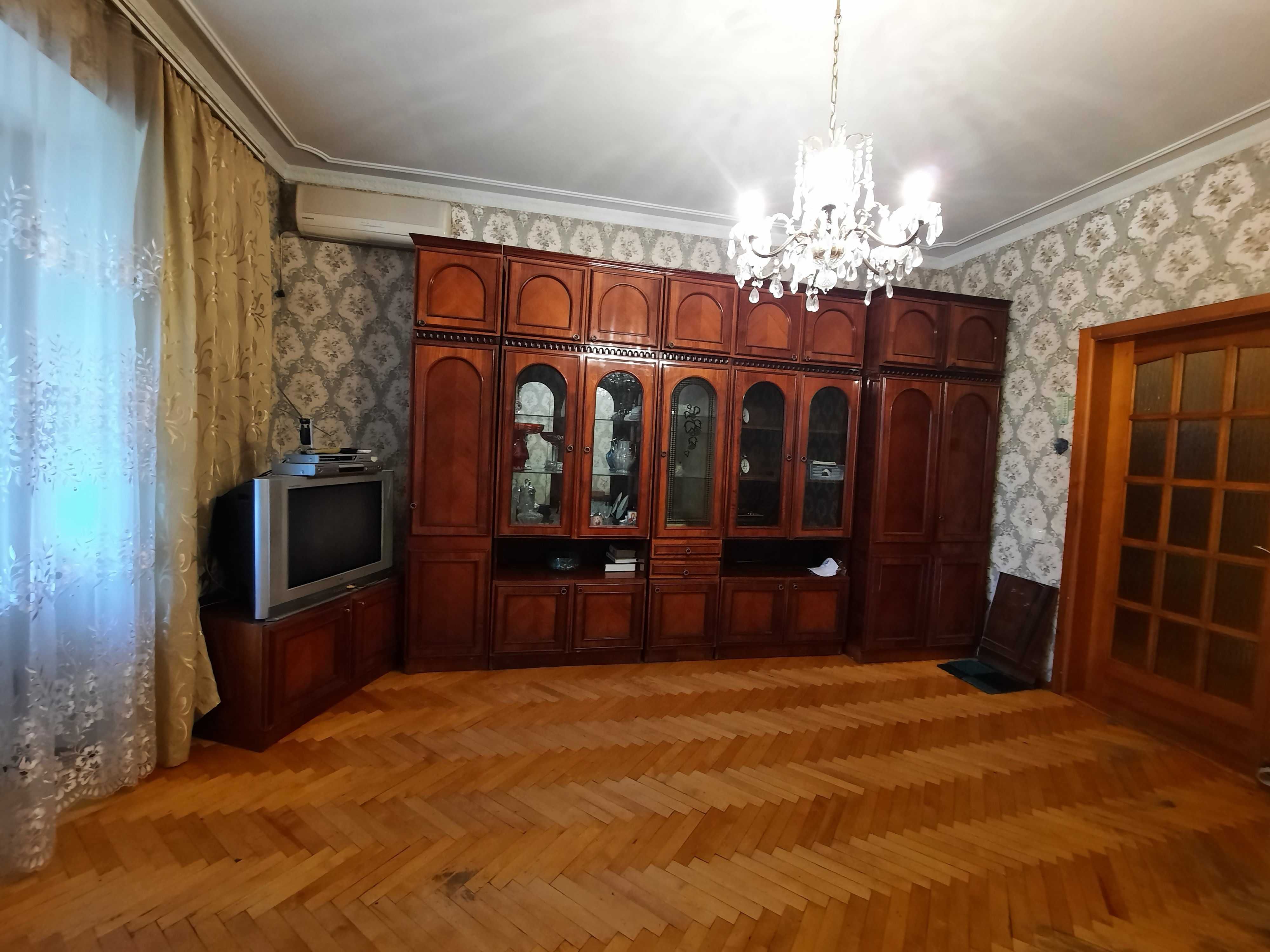 Продам 2 квартиру п/м ул. Университетская в отличном состоянии