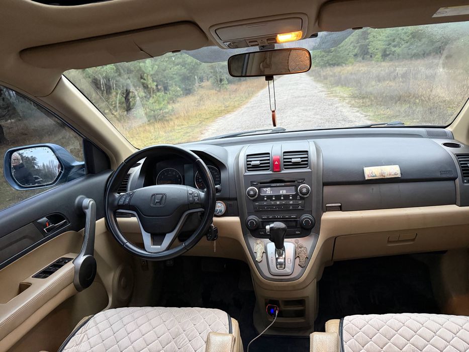 Продам Honda CR-V