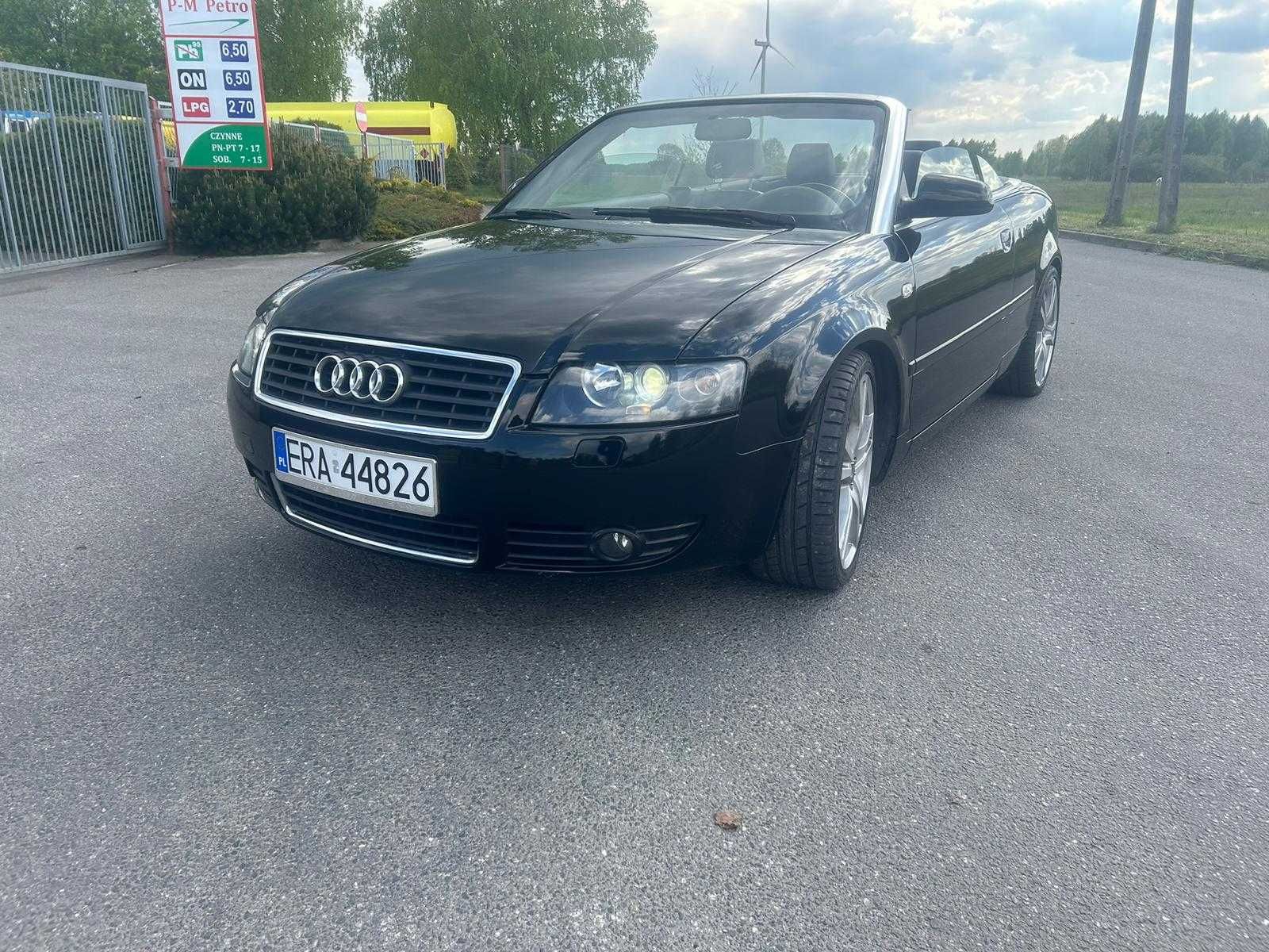 Audi A4 Cabrio 3.0 V6 manual/ Skóry ALU 19" ZAMIANA