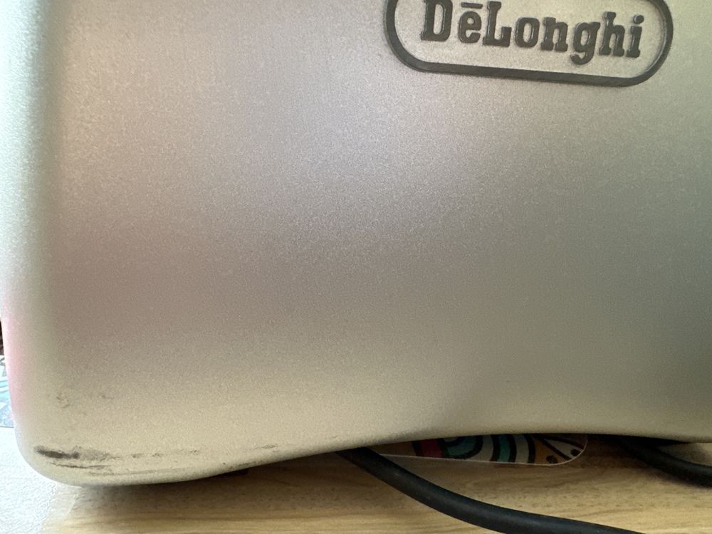 Тостер DeLonghi CTO21,серія Icona.