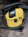 Odkurzacz piorący Karcher SE 3001