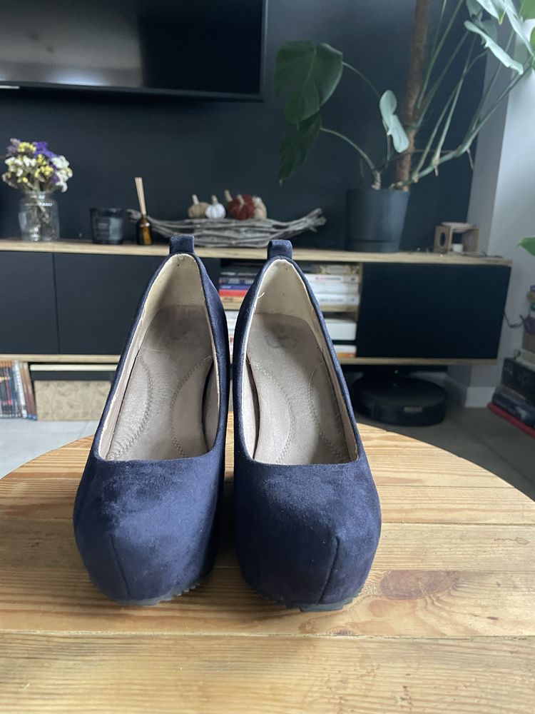 Eleganckie koturny 36 granatowe buty damskie wysokie wygodne botki
