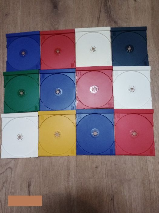 Цветные треи для CD box (коробок для CD).