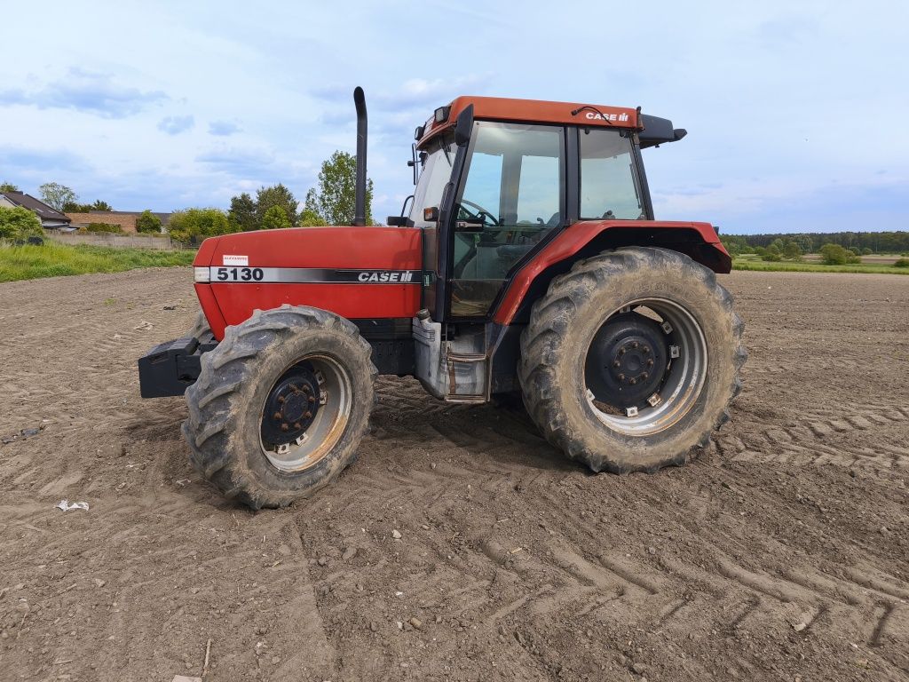 Ciągnik Case IH 5130, rewers, mechaniczna skrzynia biegów